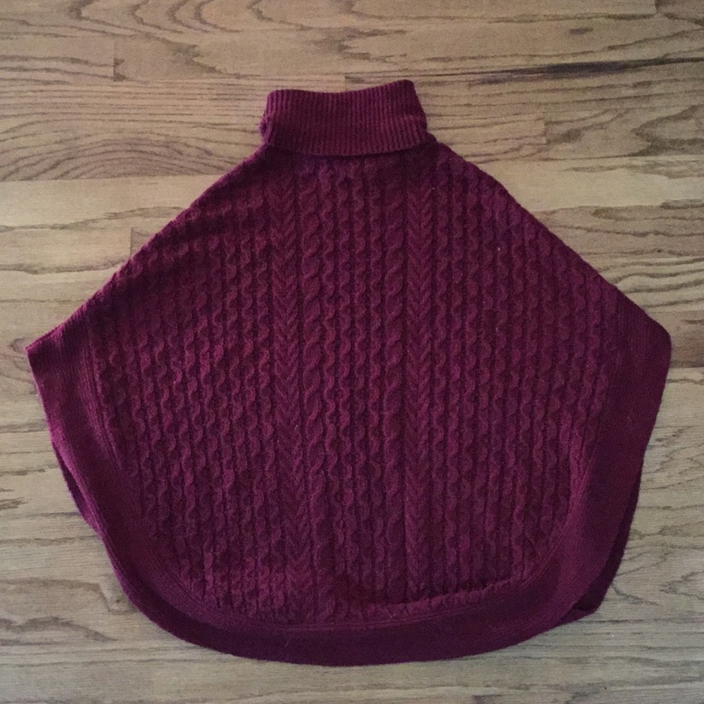 Mud pie Campbell turtleneck poncho, os